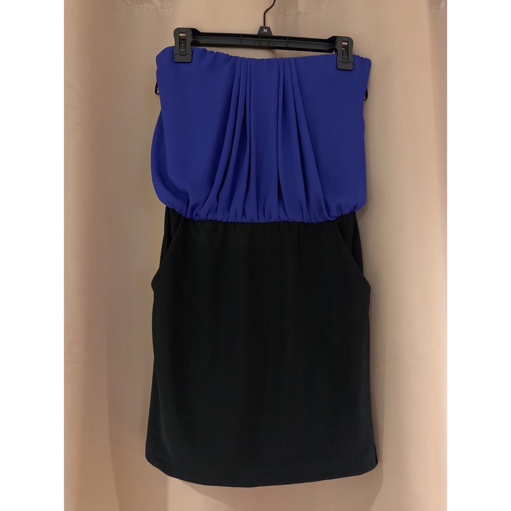 Black and blue strapless mini dress